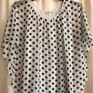 White & Black Dot Cato blouse size 18/20
